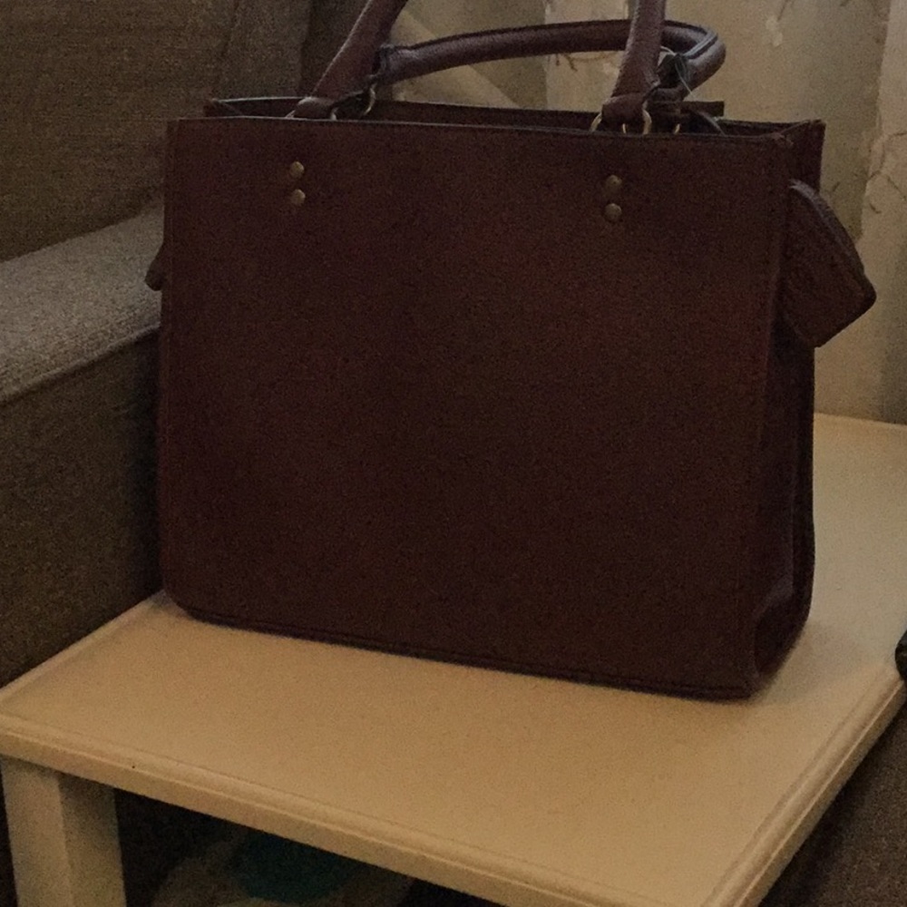 Purse - Picture 2 of 4